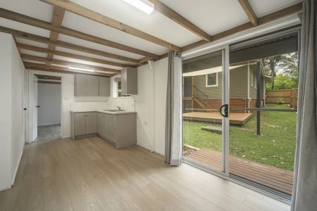 Freshly Renovated Home with Studio - Photo 5