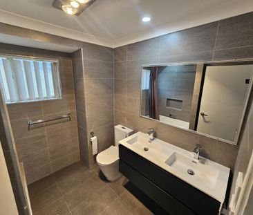 NEAT & TIDY FOUR BEDROOM HOME! - Photo 5