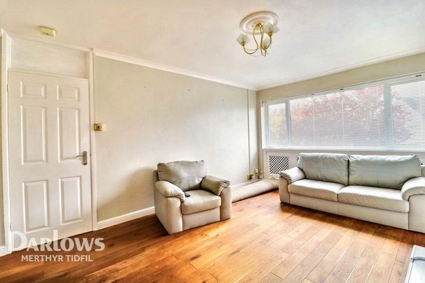 3 bedroom semi-detached bungalow to rent - Photo 1
