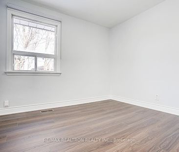 For Lease - 156 Combe Avenue, Toronto, Ontario - Photo 2