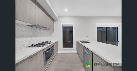 7 Amukta Road, Truganina, Vic 3029 - Photo 2