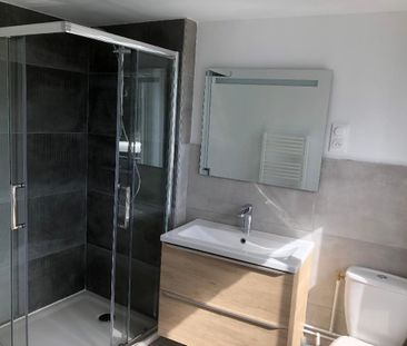 Location Maison 3 pièces 67m² SAILLY SUR LA LYS 62840 - Photo 3