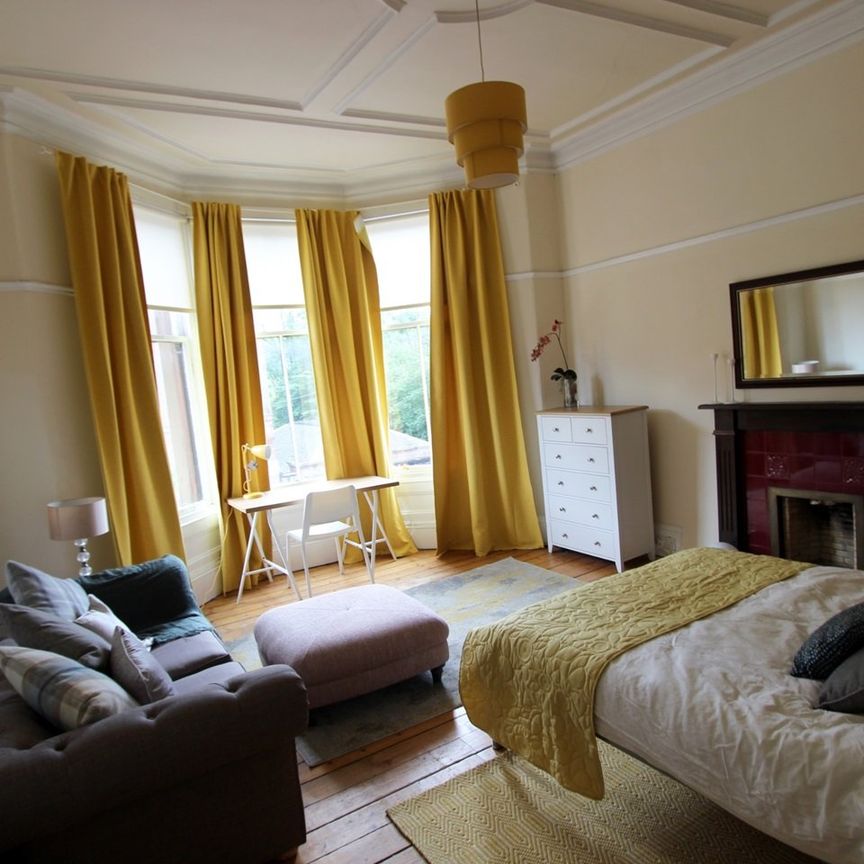 Clarence Drive - Photo 1