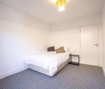 Bournemouth Alma Road Charminster, BH9, Dorset - Photo 3