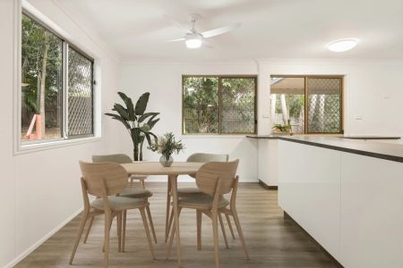 Beautifully Renovated Family Home in Convenient Location - Photo 5