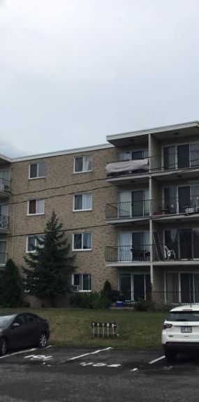 2 CH - 1 SDB - Québec - $1,057 /mo - Photo 1