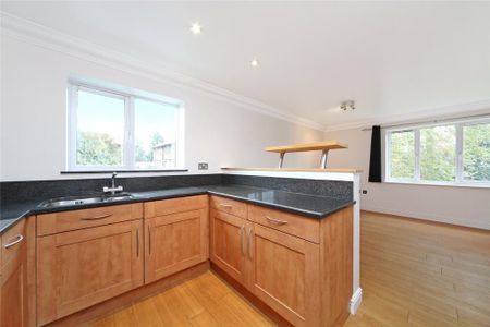 2 bedroom flat to rent - Photo 4