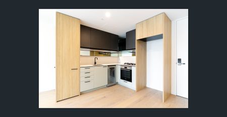 A LUXE RENTAL THAT FEELS LIKE HOME IN THE HEART OF SOUTHBANK! - Photo 4