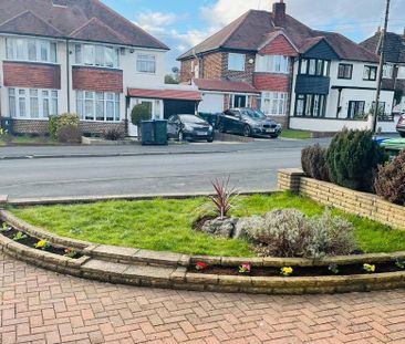 3 bedroom semi-detached house to rent - Photo 4