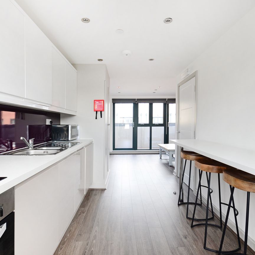 house share to rent - Photo 1