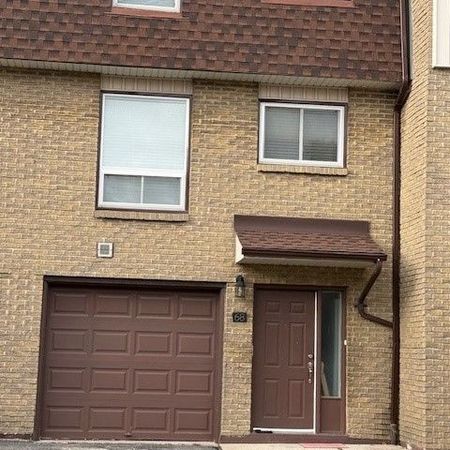 For Lease - 1115 Paramount Drive Unit# 68, Hamilton, Ontario - Photo 4
