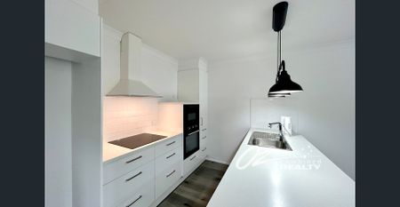 Modern Living in Sought-After Bayswood Estate - Photo 5