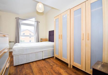 5 bedroom terraced house to rent - Photo 2