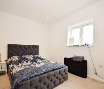 2 bedroom detached bungalow to rent - Photo 2