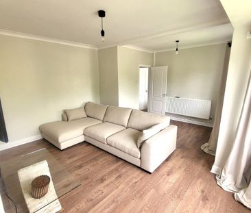 2 bedroom maisonette to rent - Photo 2