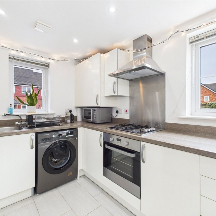 Nightjar Close, Farnborough Nightjar Close, Farnborough - Photo 2