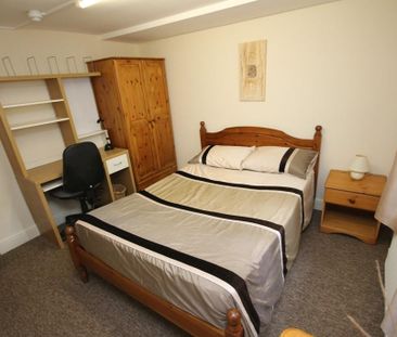 5 bedroom semi-detached house to rent - Photo 5