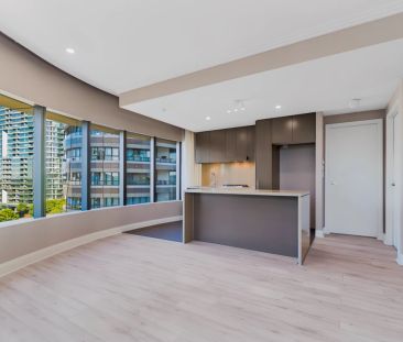 7 Australia Avenue, Sydney - Photo 4