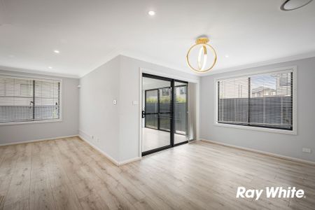 READY TO MOVE IN FOUR BEDROOM Family Home in Prime Schofields Location! - Photo 2