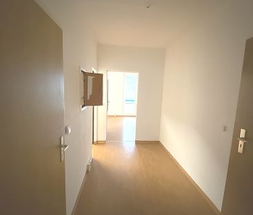 Nur wenige Stufen zu Ihrer neuen Wohnung! Frei ab 01.01.2025! - Foto 2