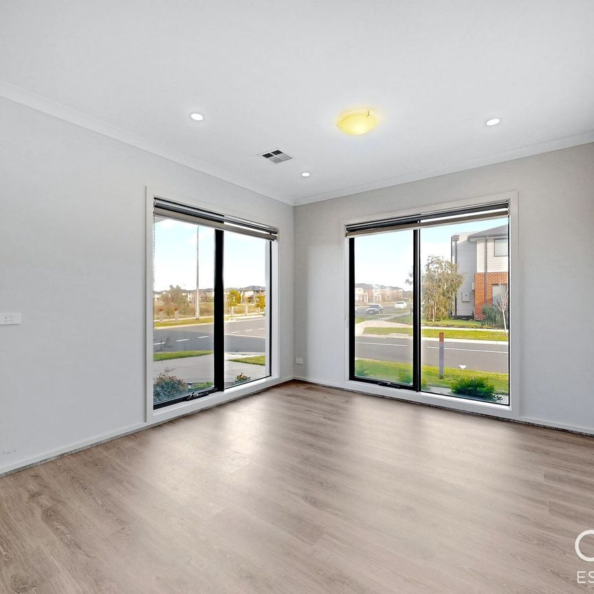 31 Creekside Street, Clyde - Photo 1