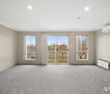 74B Kelleway Avenue, Nicholls ACT, Belconnen - Photo 3