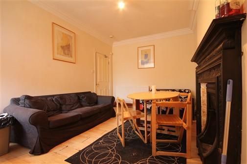 4 bedroom apartment to rent - Photo 1