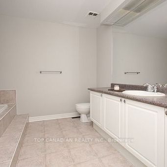 For Lease - 255 Shaftsbury Avenue Unit# 27, Richmond Hill, Ontario - Photo 1