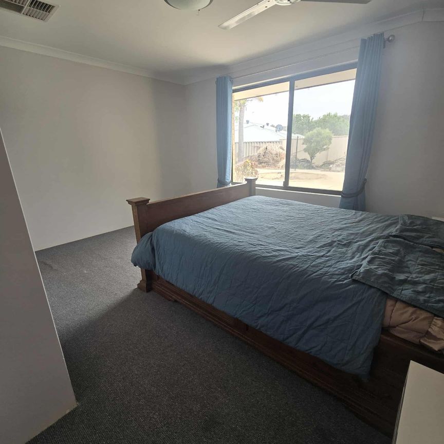 Jane Brook - Photo 1