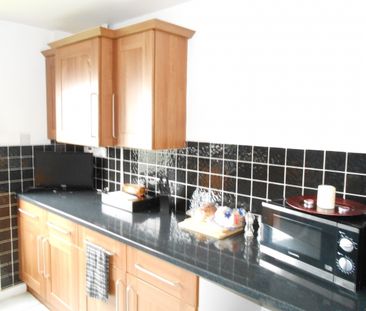 2 bed Semi Detached, - Photo 2