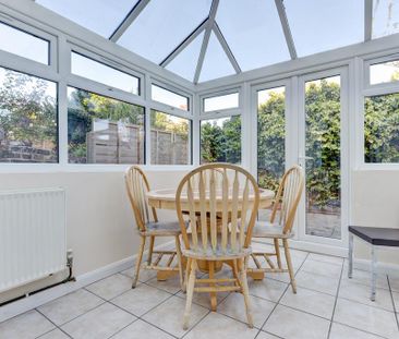 6 bedroom house to rent - Photo 3