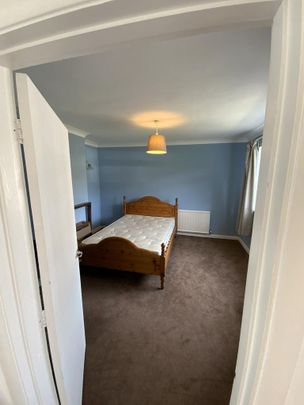 5 bedroom semi-detached house to rent - Photo 1