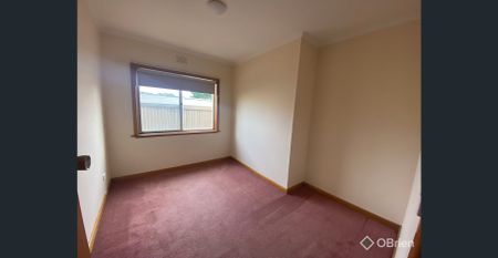 2 Bedroom Unit on Main Street! - Photo 2