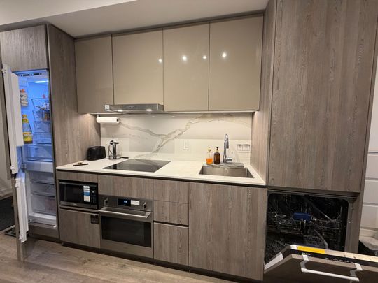 For Lease - 8 Interchange Way Unit# 3207, Vaughan, Ontario - Photo 1