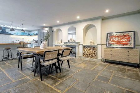 4 bedroom terraced house to rent - Photo 3