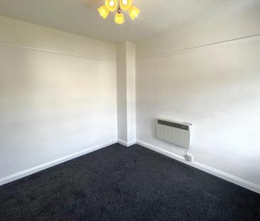 Fairfax Road, Woking, Surrey, GU22 - Photo 6