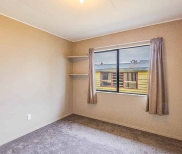 Quiet Two Bedroom Home - Photo 1