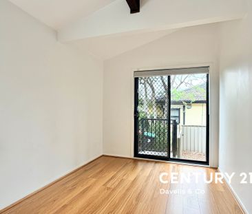 Perfect Family Home - Photo 4