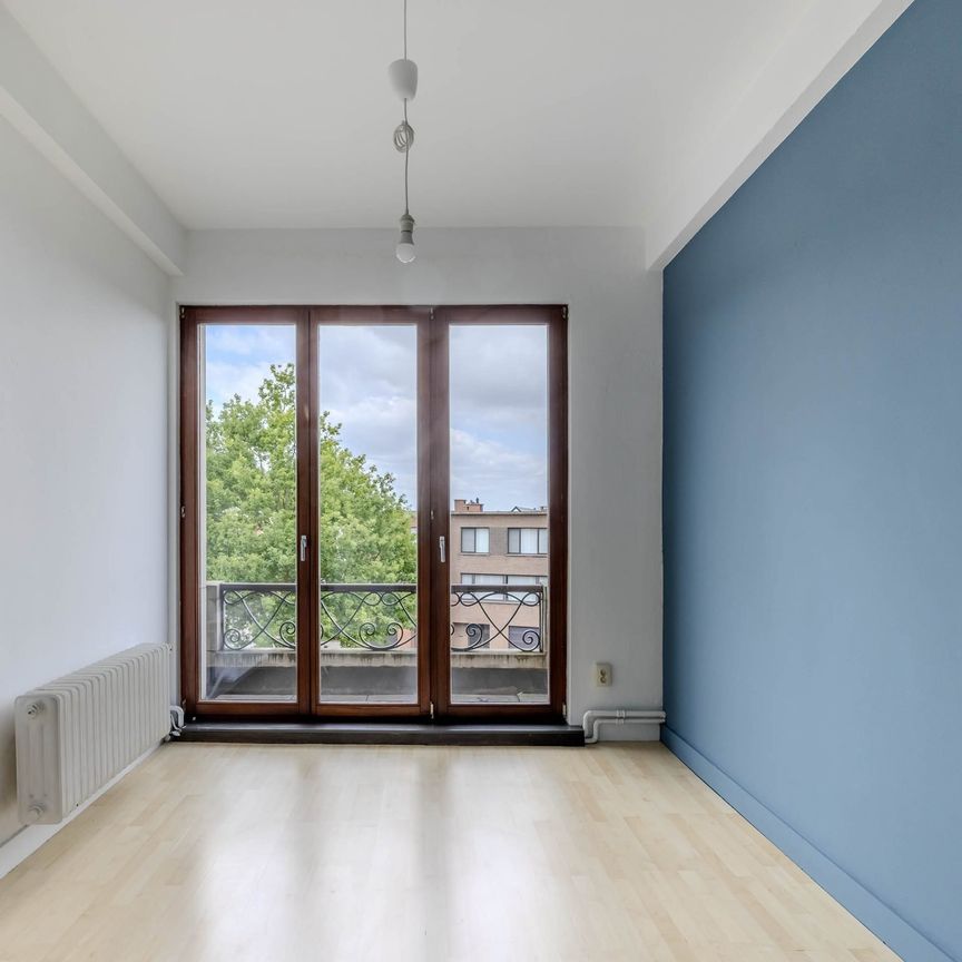 Gerenoveerd appartement met 2 spkr, bureel + terras – Lier - Photo 1