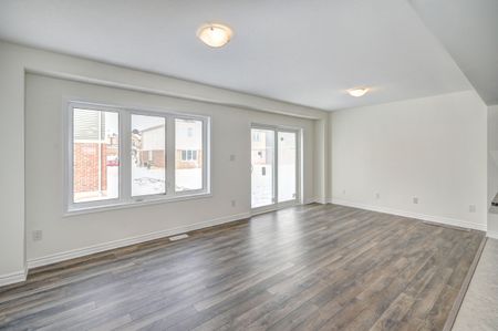 For Lease - 143 Ridge Road Unit# 7, Cambridge, Ontario - Photo 5