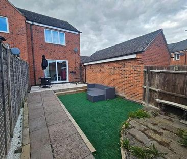 Burdock Way, Desborough, Northants, NN14 - Photo 2
