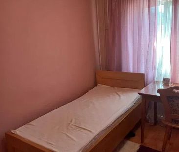 Apartament 3 camere, 72 mp, mobilat si utilat, parcare inclusa - Photo 2