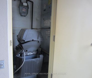 For Lease - 8201 Islington Avenue Unit# 327, Vaughan, Ontario - Photo 5