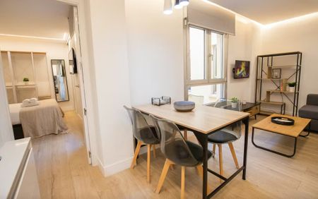 Calle de Leganitos, Madrid, Community of Madrid 28013 - Photo 3