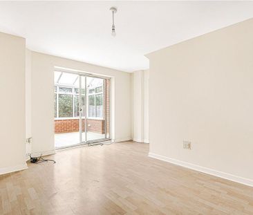 3 bedroom detached house to rent - Photo 1