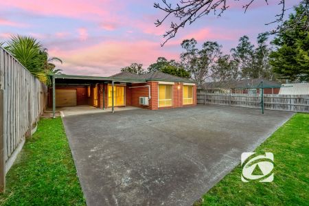 THREE BEDROOM HOME IN COURT LOCATION - Photo 3