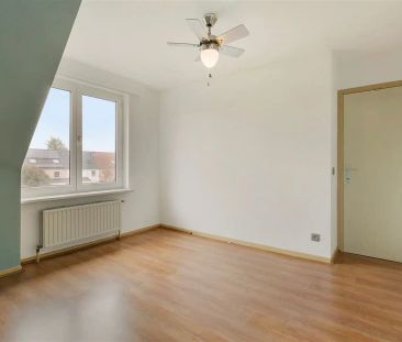 Lichtrijk appartement op centrale locatie - Photo 1