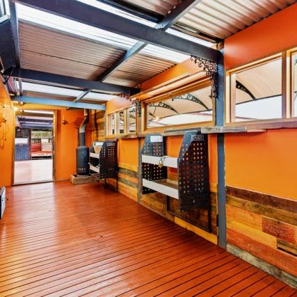 5 Bed, 3 Bath - Photo 1