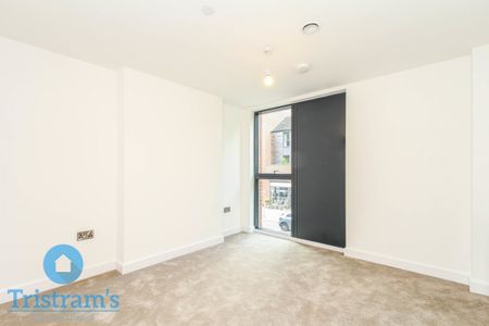 3 bed Apartment for Rent - Photo 5