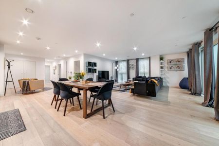 3 bedroom flat to rent - Photo 3